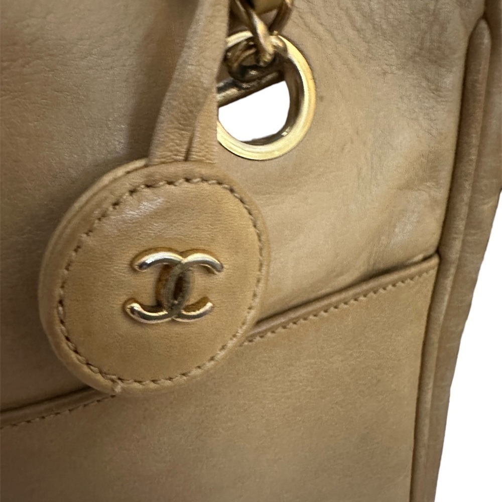 Chanel Matelasse Quilted CC Chain Tote Beige Women's Handbag, Pre-Owned - Picture 2 of 8